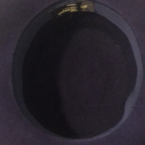 Margo’s Custom Hats - beautiful blue felt hat EUC - Picture 5 of 6